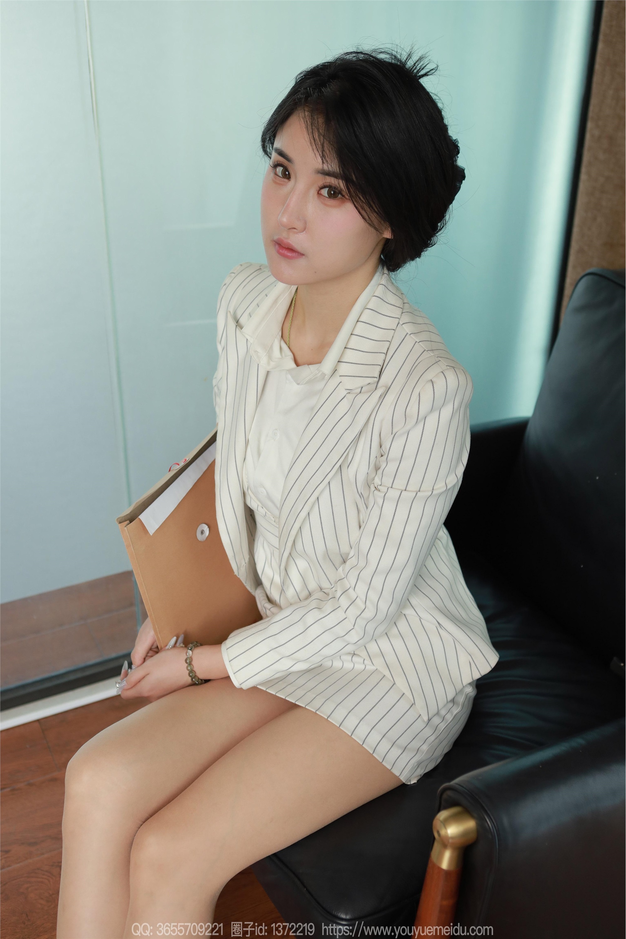 IESS异思趣向  2025.02.20 丝享家 1982 小宝《职场小白（上）》